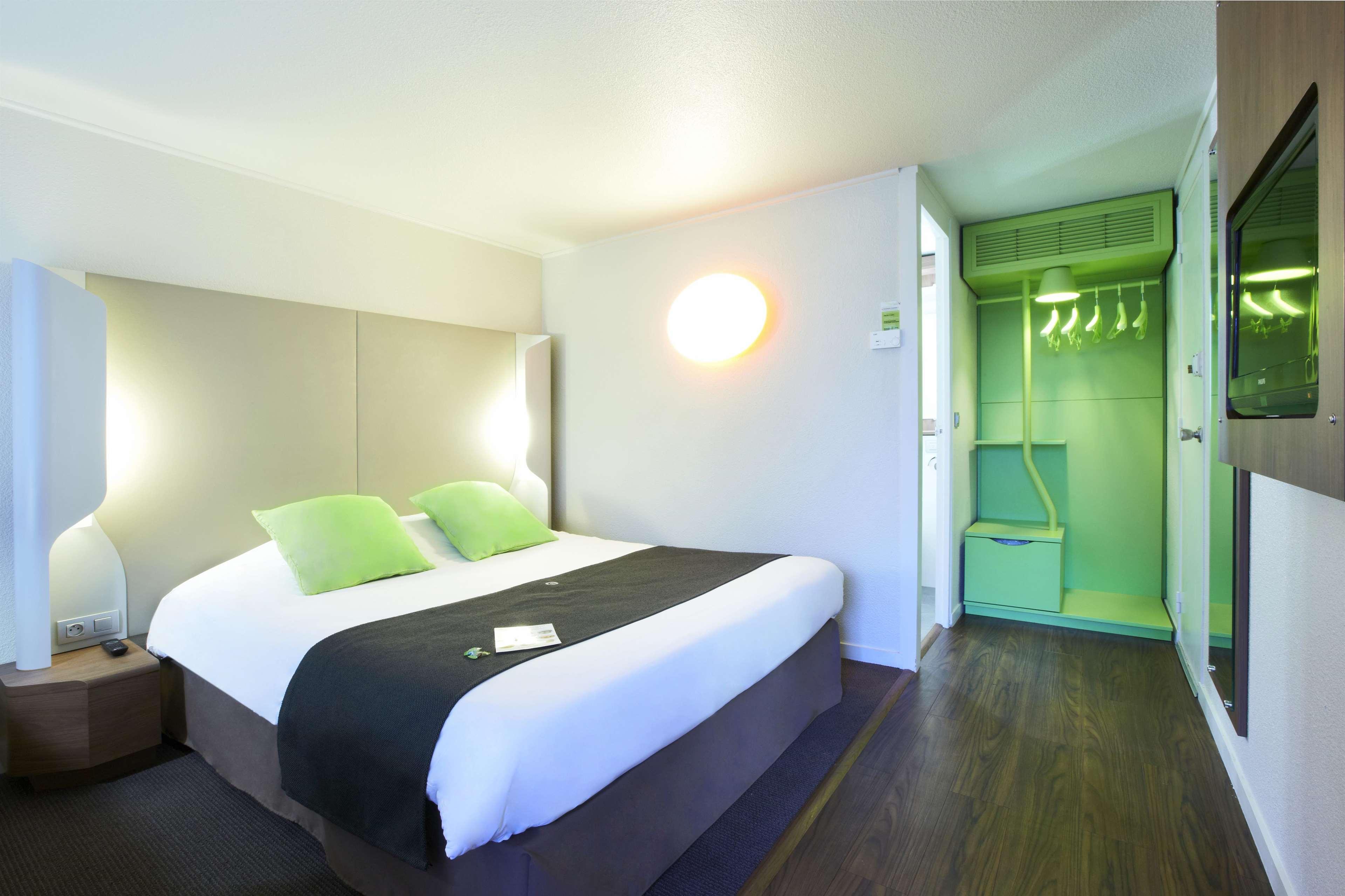 Campanile Montbeliard - Sochaux Hotel Exterior photo